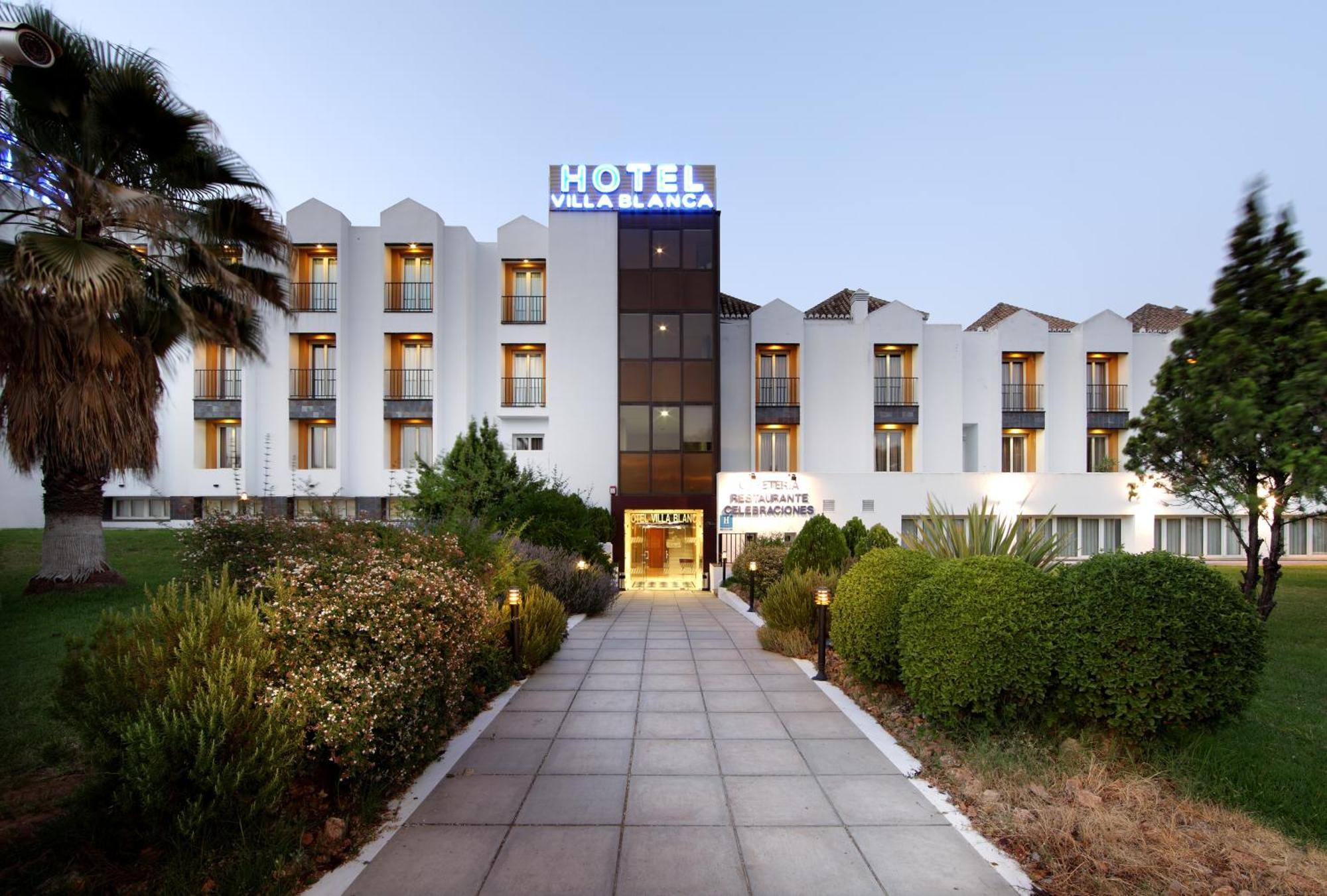 Hotel Villa Blanca Алболоте Екстериор снимка