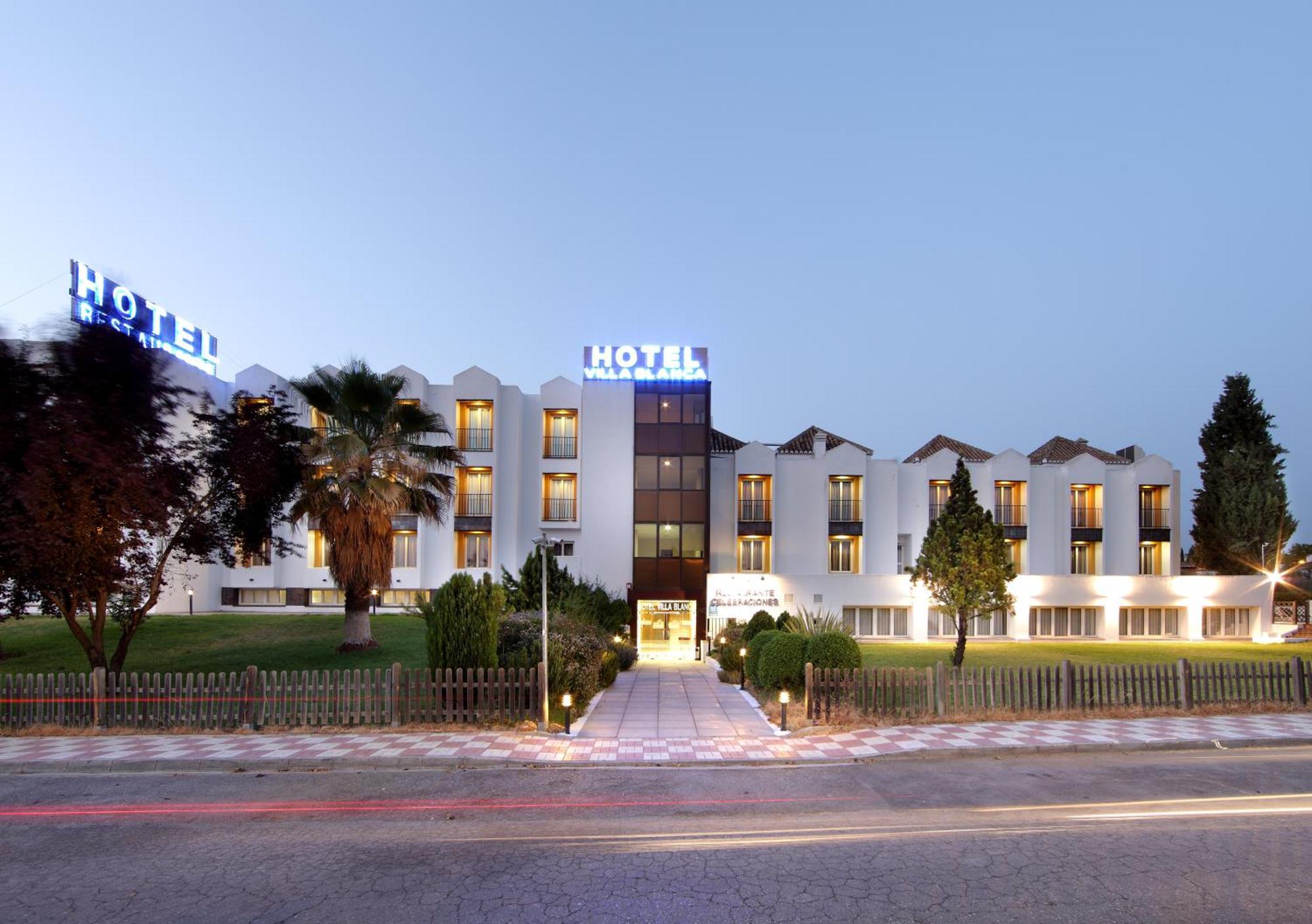 Hotel Villa Blanca Алболоте Екстериор снимка