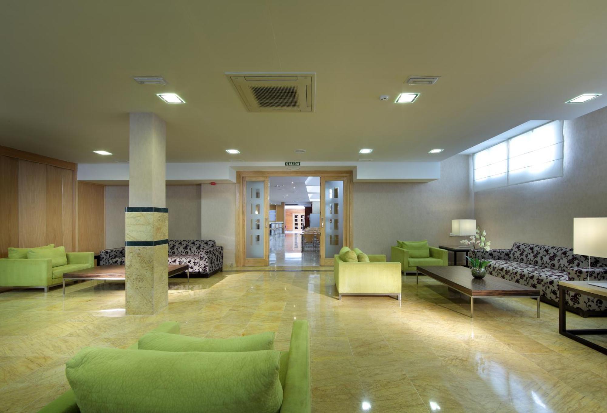 Hotel Villa Blanca Алболоте Екстериор снимка