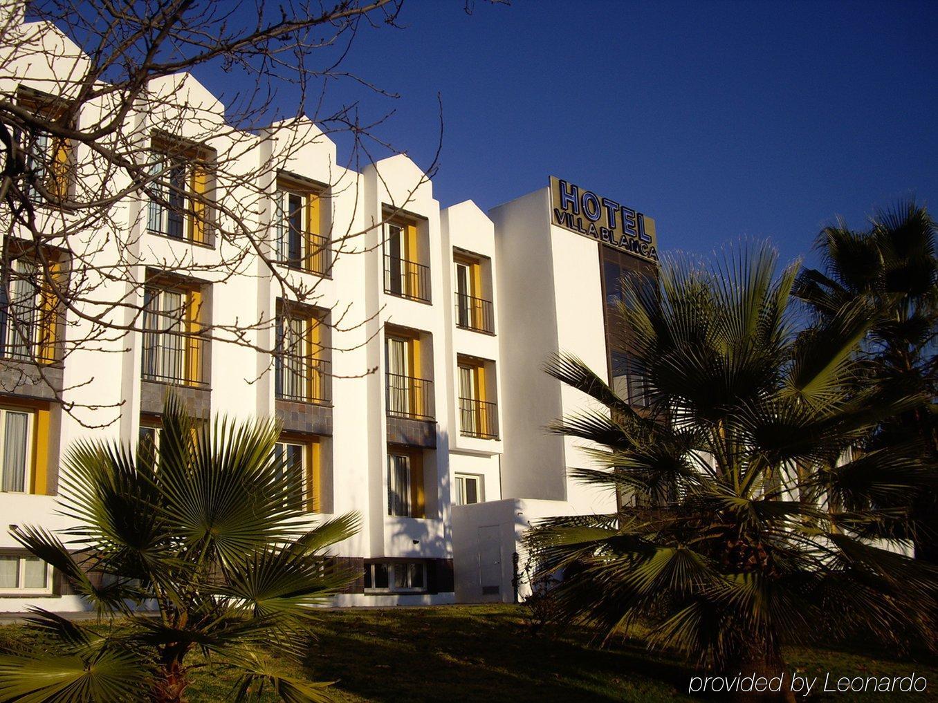 Hotel Villa Blanca Алболоте Екстериор снимка