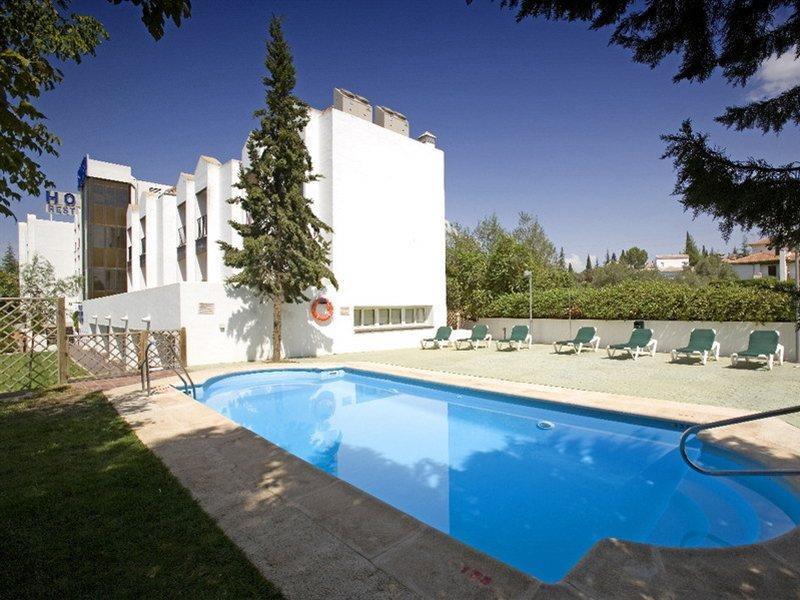 Hotel Villa Blanca Алболоте Екстериор снимка
