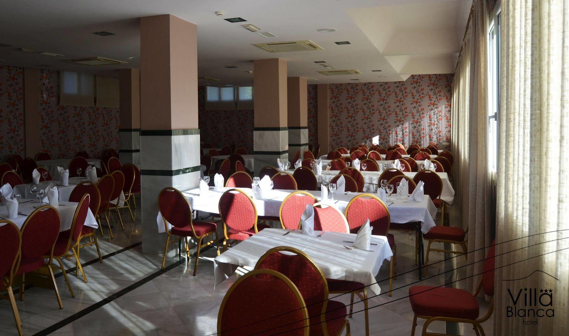 Hotel Villa Blanca Алболоте Екстериор снимка